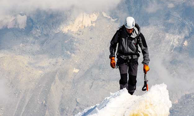 Mountain Climber and Ways to Help with Altitude Sickness.